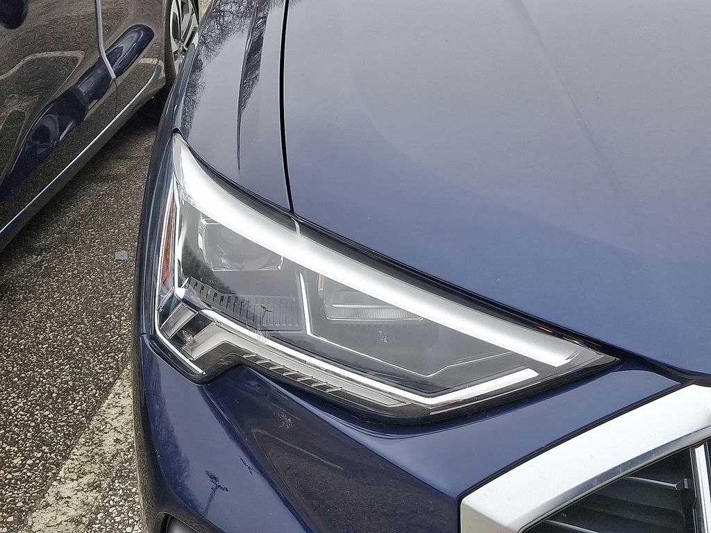 Thumbnail: 2024 Audi Q3 - 4