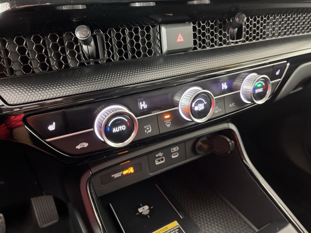 Thumbnail: 2023 Honda CR-V - 32