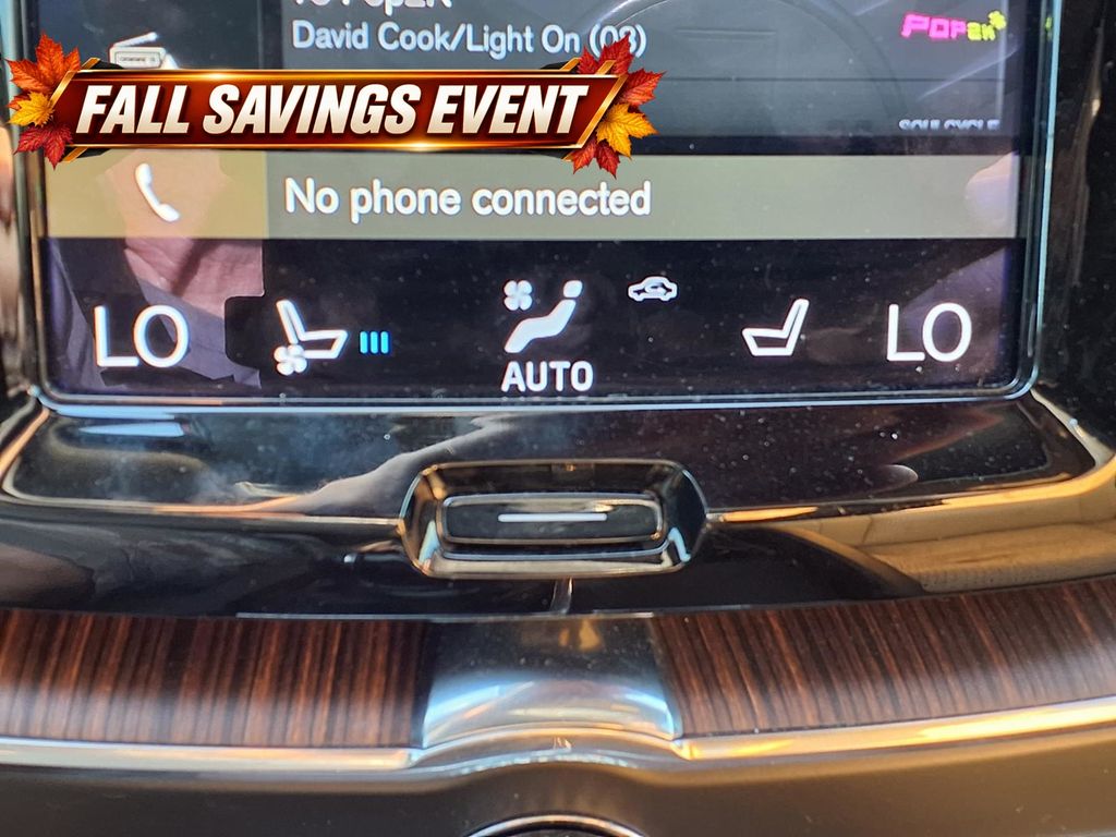 2021 Volvo XC60 T5 Inscription White at DeMontrond Auto Country