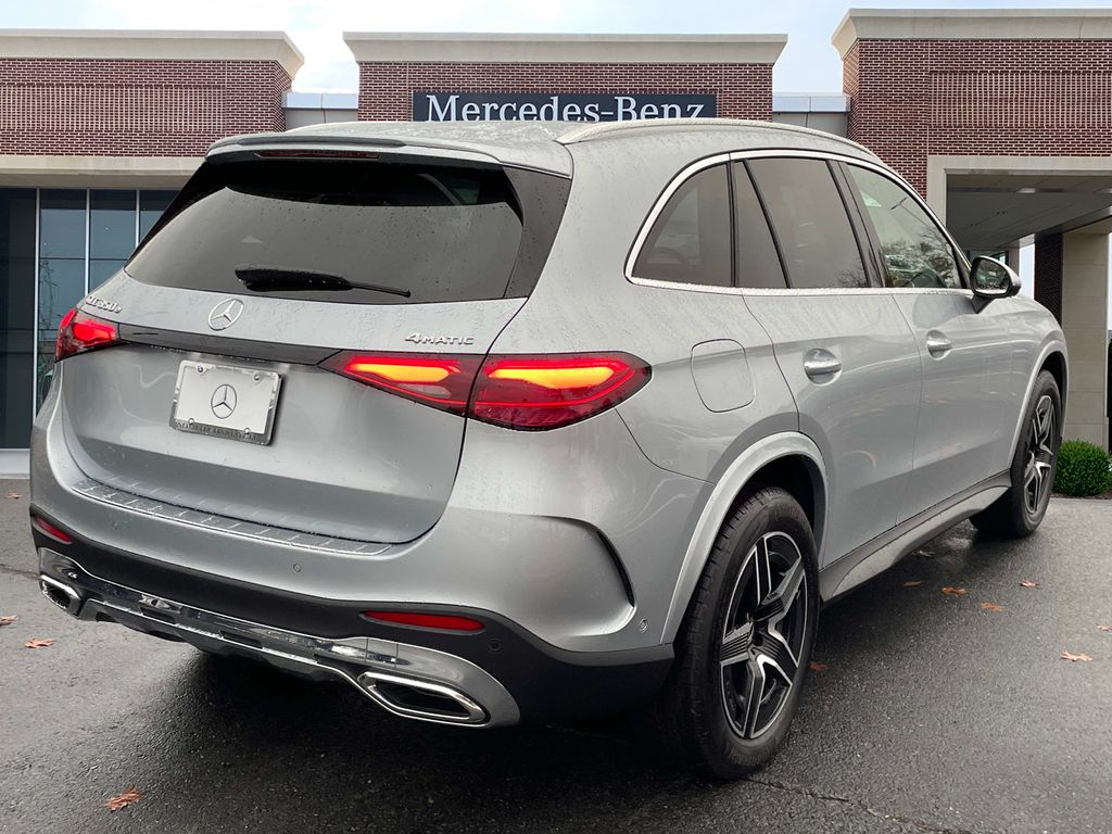 2025 Mercedes-Benz GLC 350 5