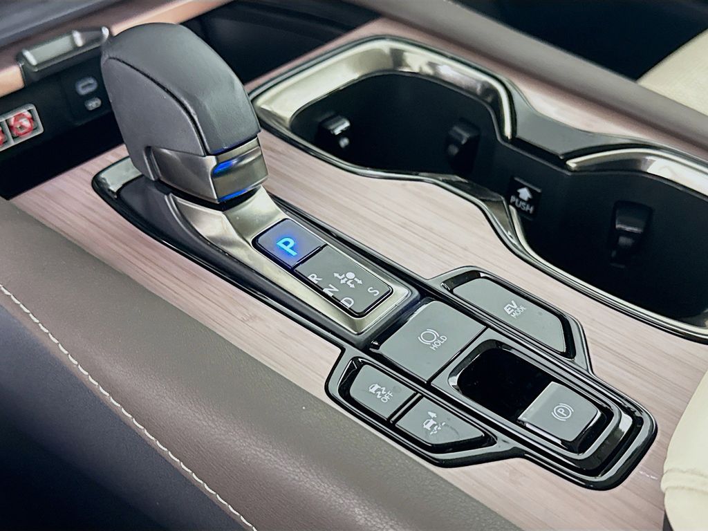 Thumbnail: 2024 Lexus RX - 17