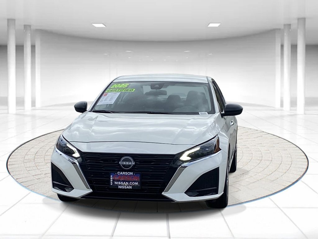 2025 Nissan Altima S - Photo 7