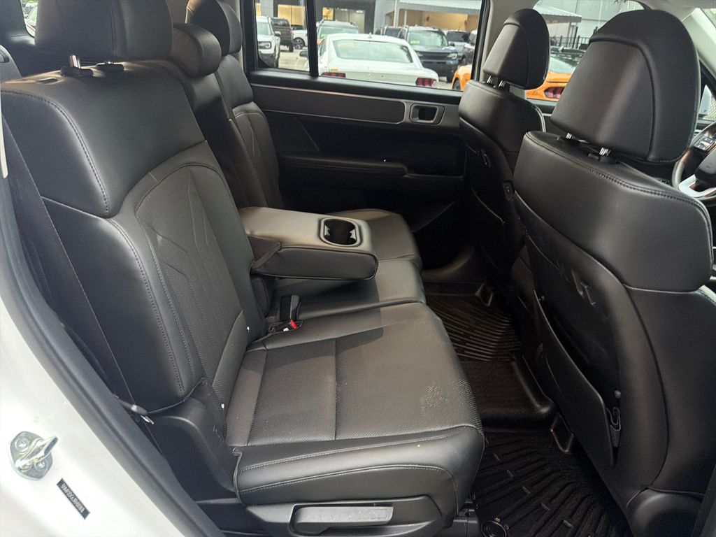 Certified Used 2024 White Hyundai SEL image 28