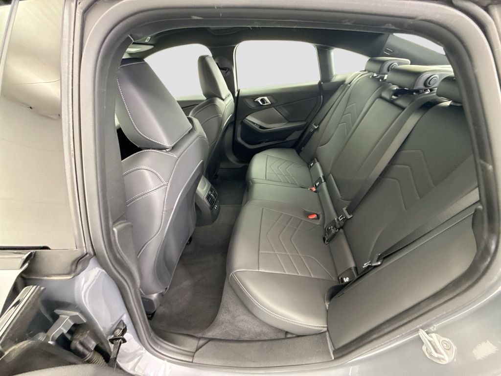 Thumbnail: 2026 BMW 2 Series - 20