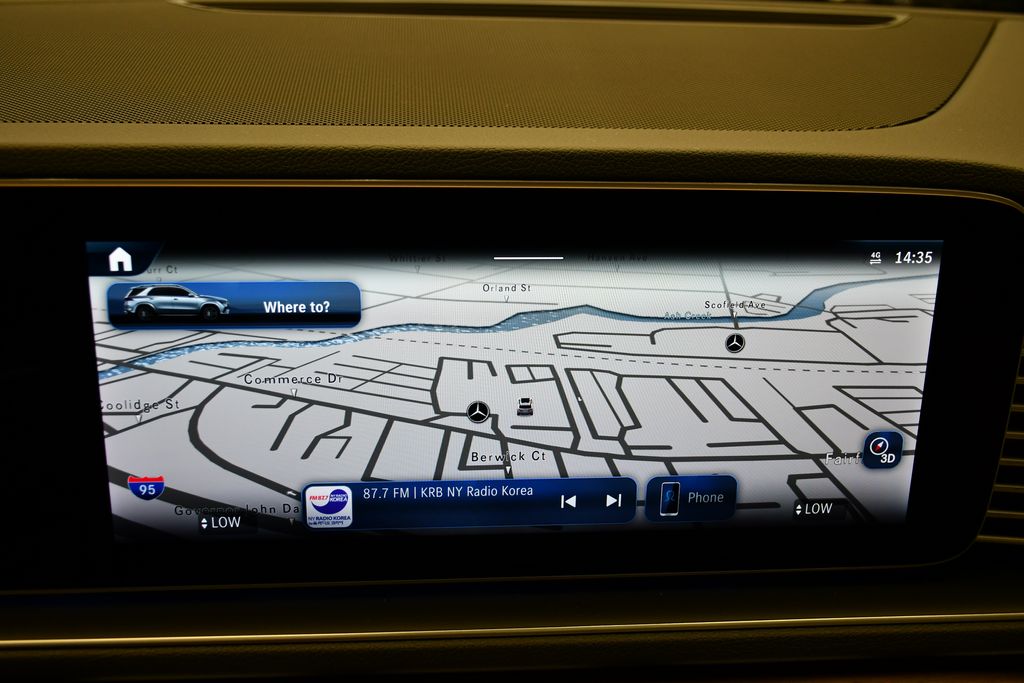 Thumbnail: 2026 Mercedes-Benz GLE - 26