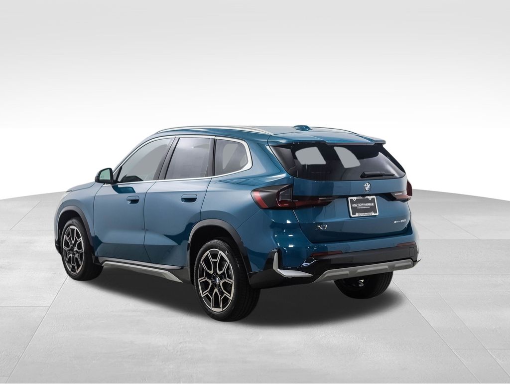 2025 BMW X1 xDrive28i 3