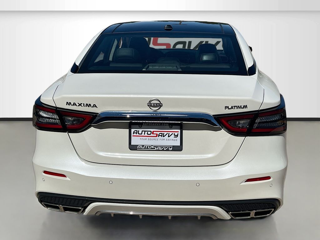 Used 2023 White Nissan Platinum image 6