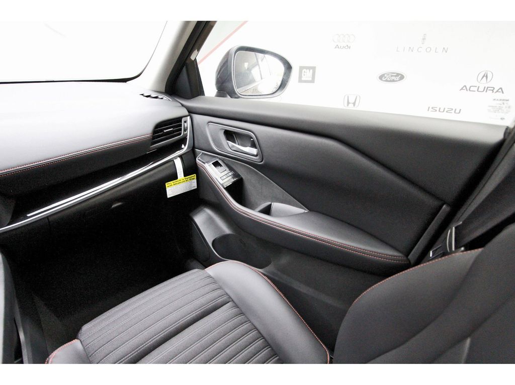 2026 Nissan Rogue Rock Creek - 7