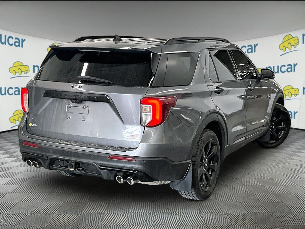 2021 Ford Explorer — photo 6