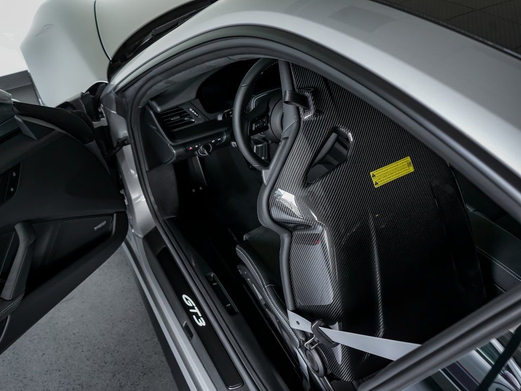 Certified Used 2026  Porsche GT3 image 15