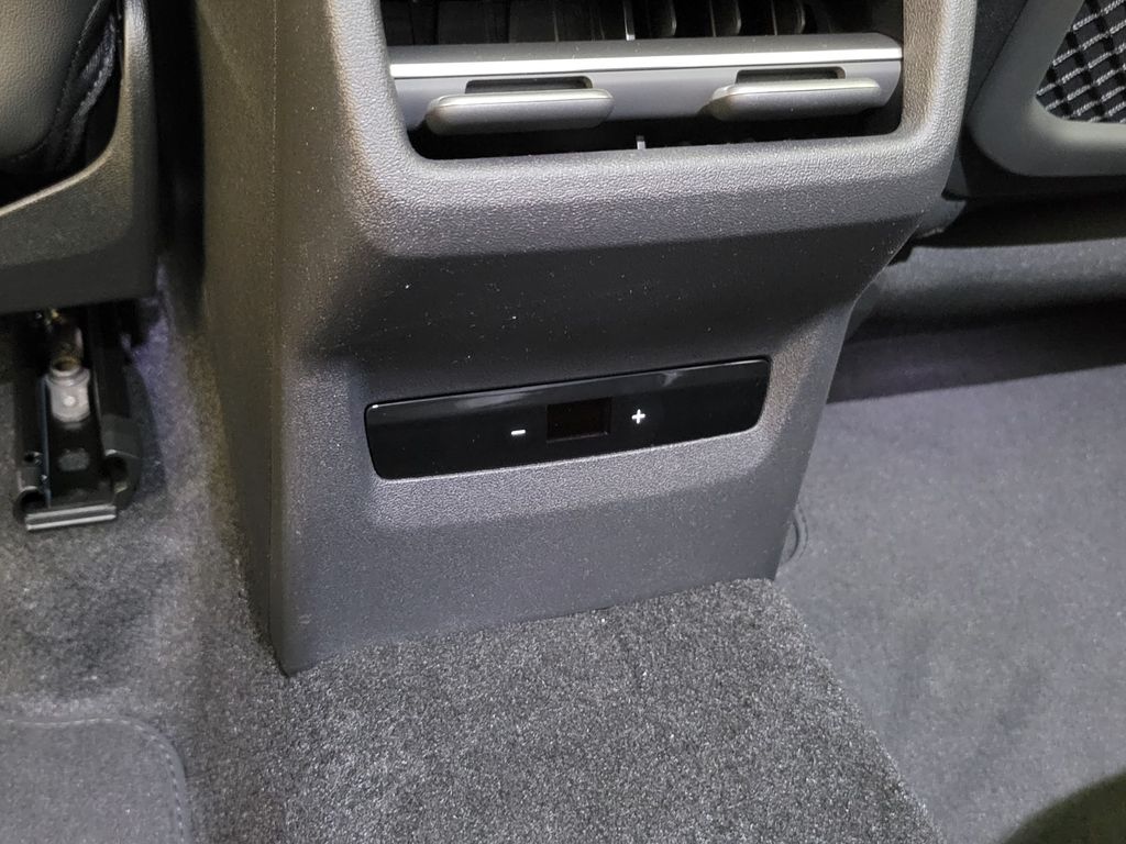 Thumbnail: 2026 Audi Q3 - 22