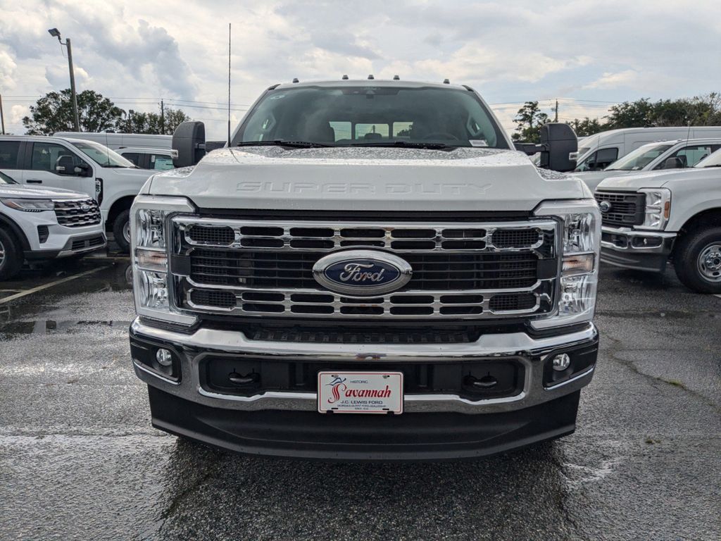 2025 Ford F-350 Super Duty XL
