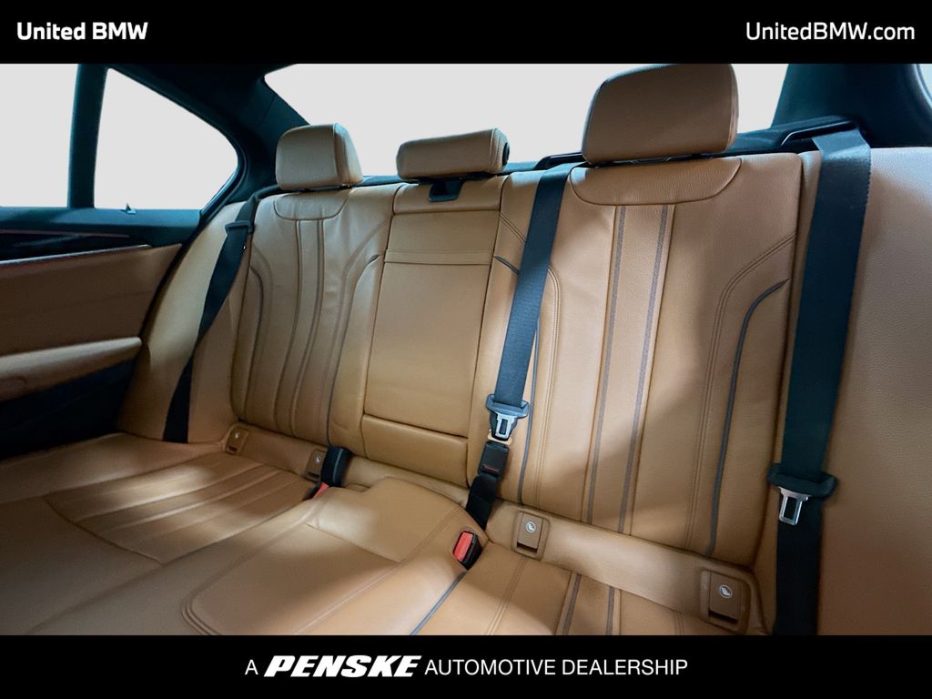 Thumbnail: 2018 BMW 5 Series - 13