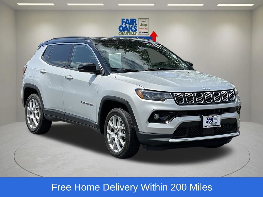 Silver Zynith Metallic Clearcoat 2025 Jeep Compass Limited 4WD SUV / Crossover Four-Wheel Drive 8-Speed Automatic