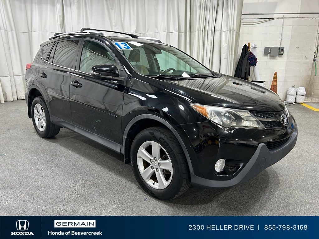 2013 Toyota RAV4 XLE