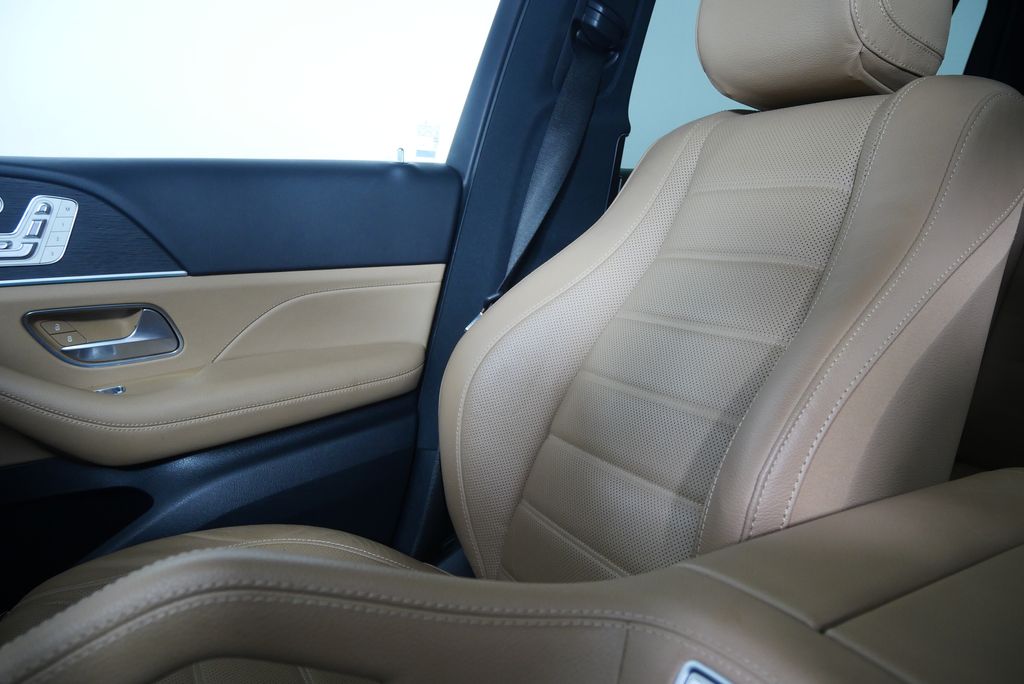 Thumbnail: 2024 Mercedes-Benz GLS - 27