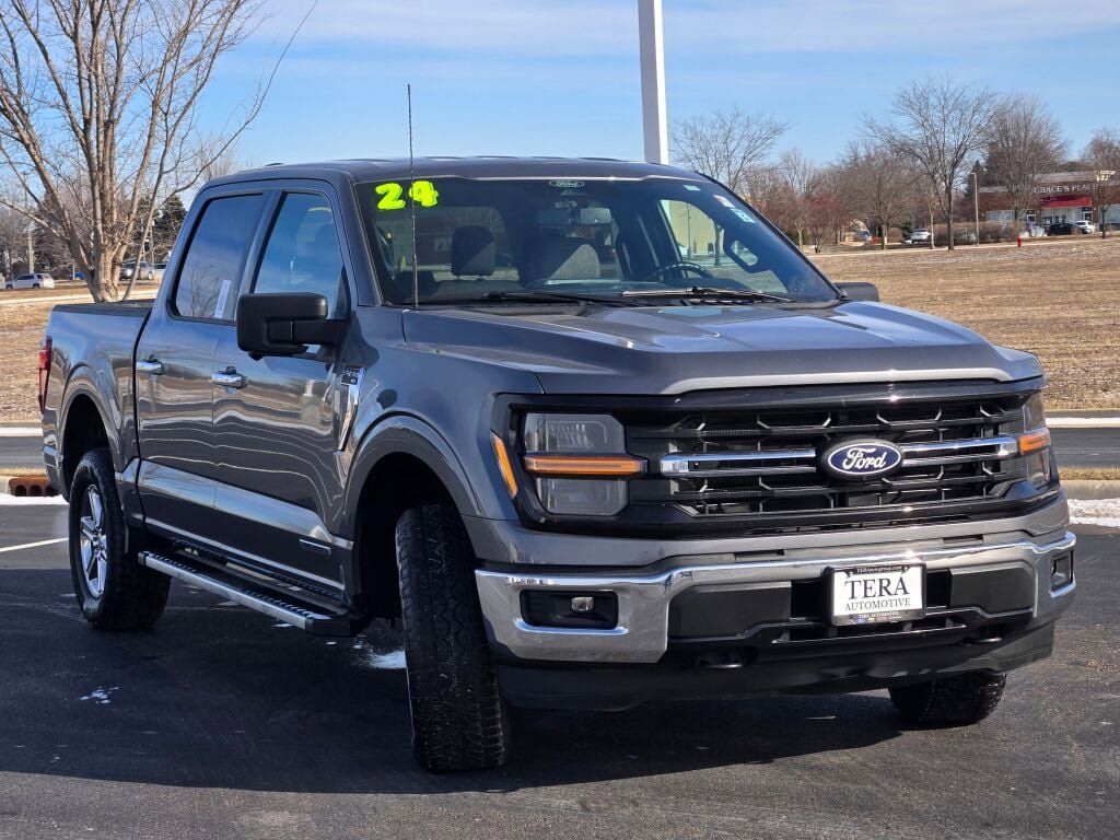 View vehicle photo 3