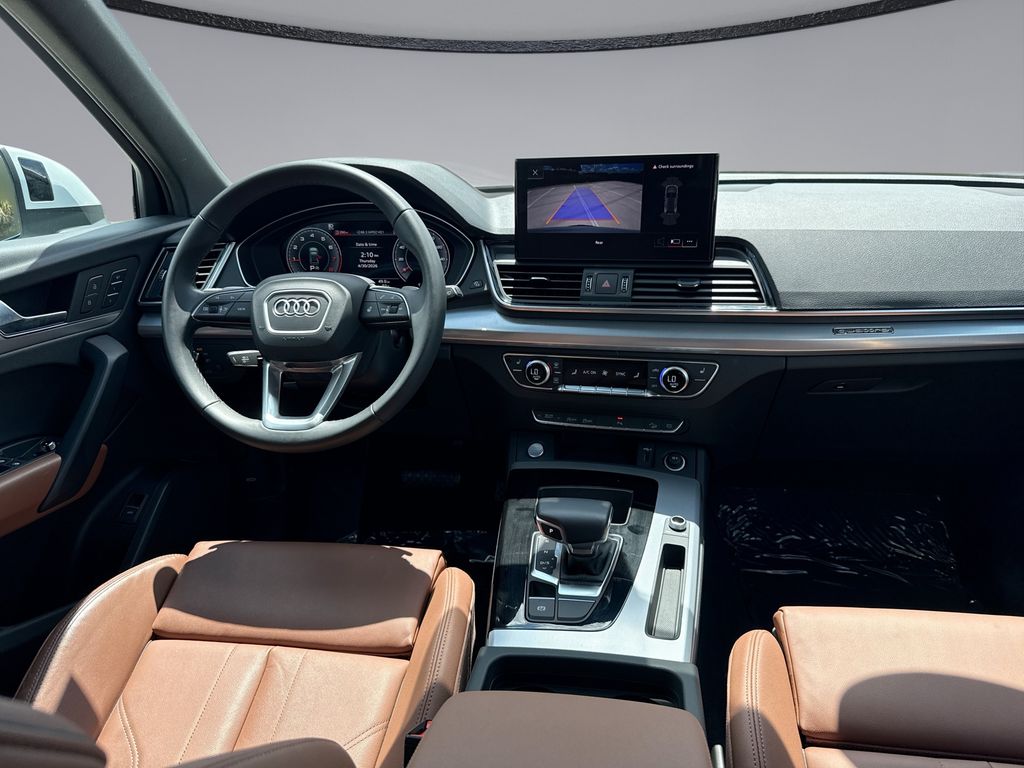 Thumbnail: 2025 Audi Q5 - 19
