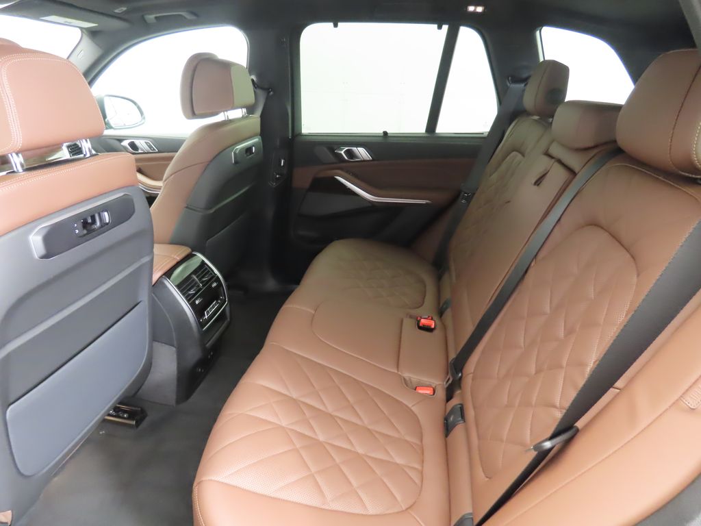 Thumbnail: 2026 BMW X5 - 22