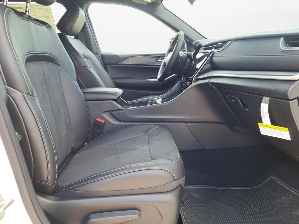 New Car 2025 Jeep Grand Cherokee L  Altitude X For Sale Under $50,000 In Austin, Texas