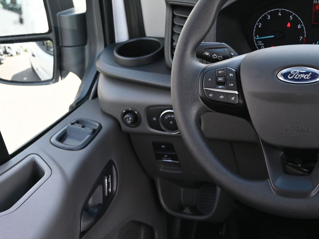 2025 Ford Transit 350 HD