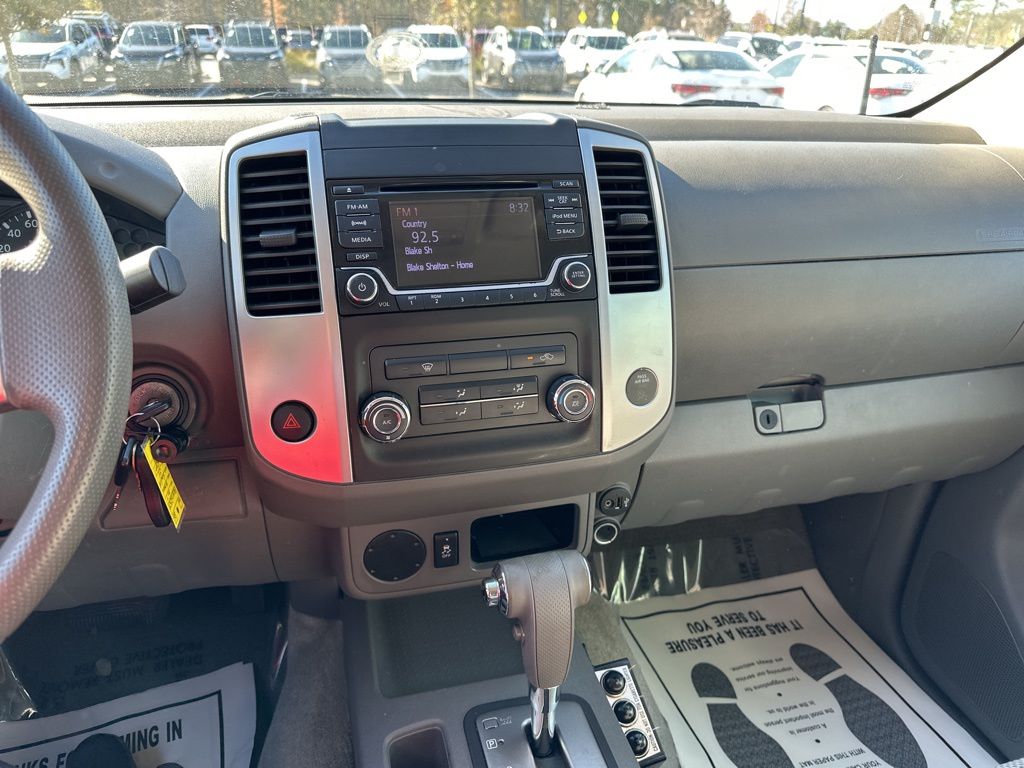 2017 Nissan Frontier SV 36