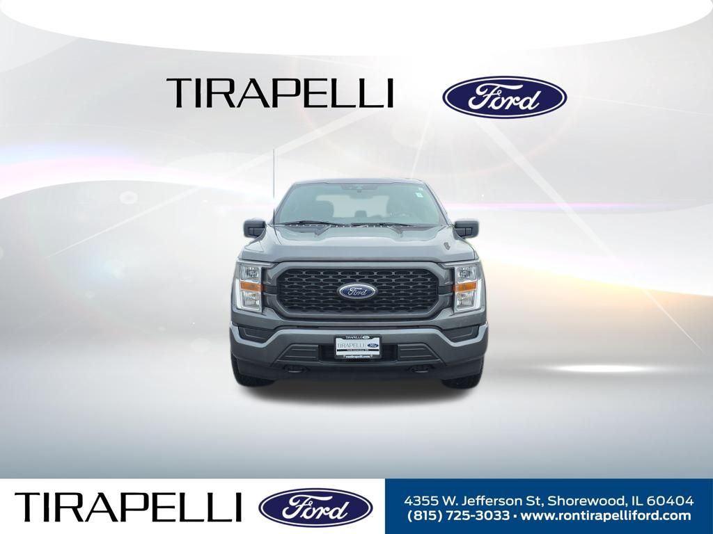 View vehicle photo 5