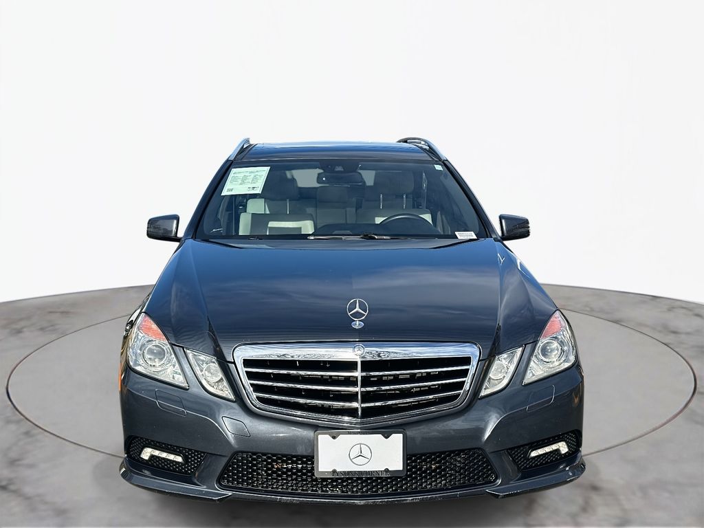 Thumbnail: 2011 Mercedes-Benz E-Class - 4