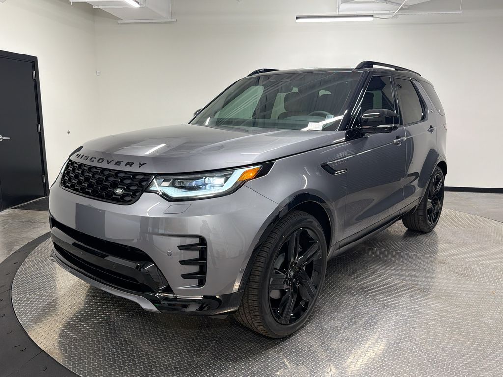 Eiger Gray Metallic 2026 Land Rover Discovery P300 Dynamic SE AWD SUV / Crossover All-Wheel Drive 8-Speed Automatic