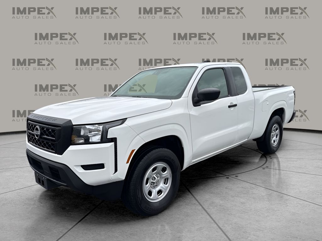 2023 Nissan Frontier S's photo
