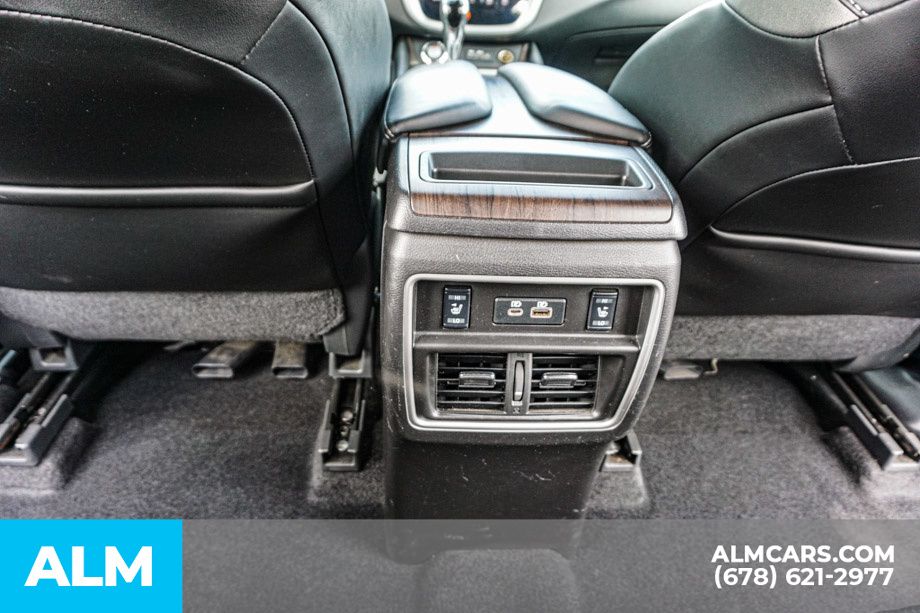 Used 2020 White Nissan Platinum image 32