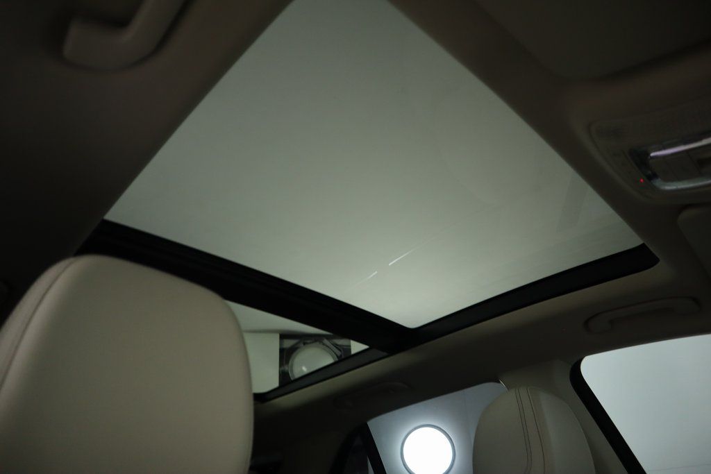 Thumbnail: 2023 Mercedes-Benz GLE - 19