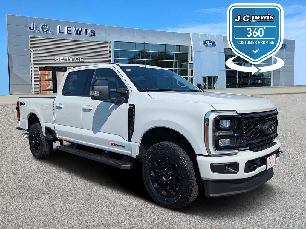 2026 Ford Super Duty F-350 SRW LARIAT