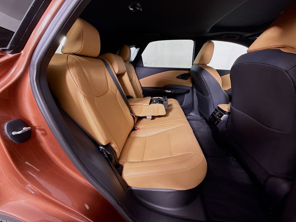 Thumbnail: 2025 Lexus RX - 29