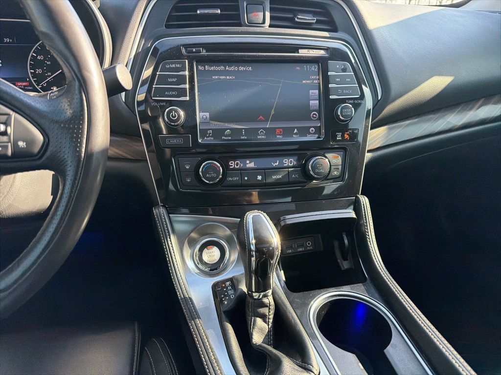 Thumbnail: 2017 Nissan Maxima - 16