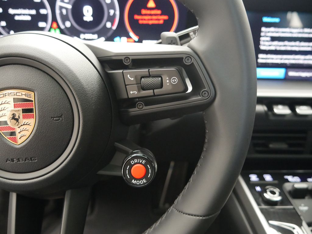 Thumbnail: 2026 Porsche 911 - 24