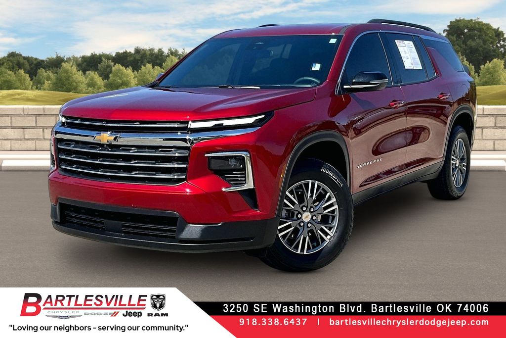 2025 Chevrolet Traverse LT FWD