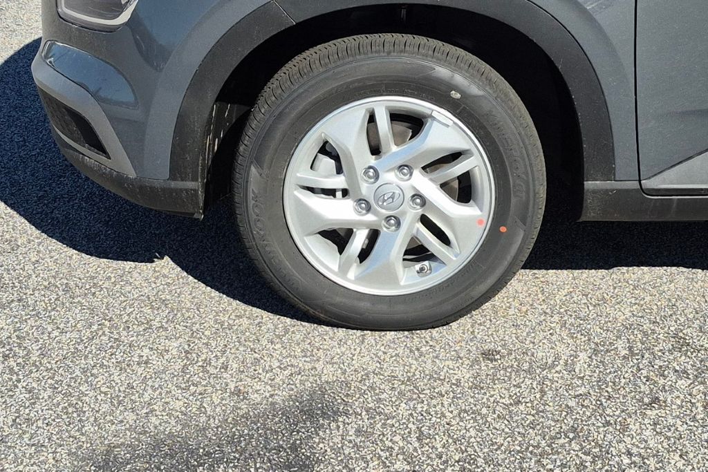 New 2026 Gray Hyundai SE image 11
