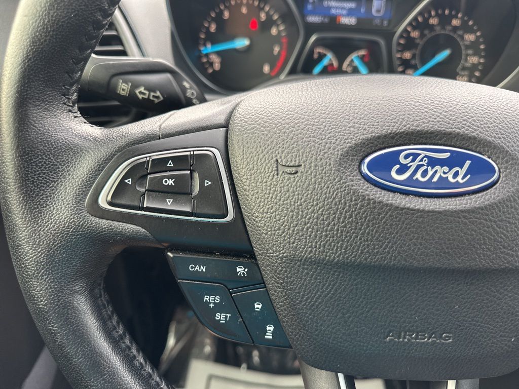 2019 Ford Escape Titanium 39