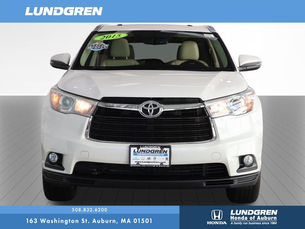 2015 Toyota Highlander XLE V6 2