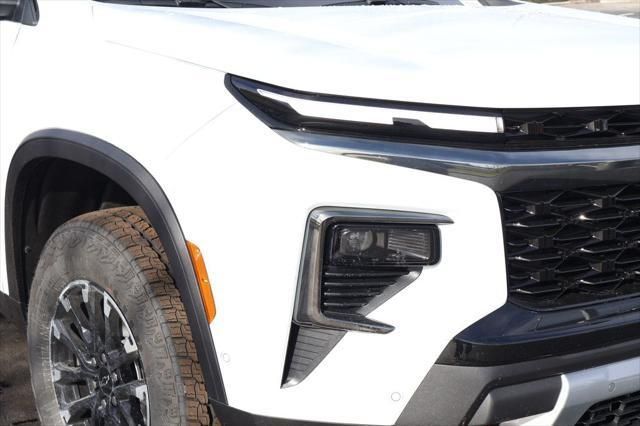 Thumbnail: 2026 Chevrolet Traverse - 3