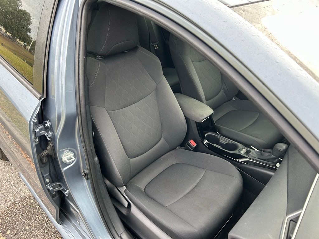 Thumbnail: 2021 Toyota Corolla - 15