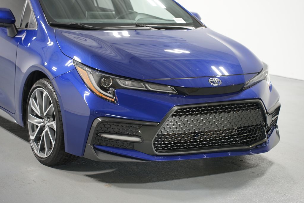 Thumbnail: 2021 Toyota Corolla - 4