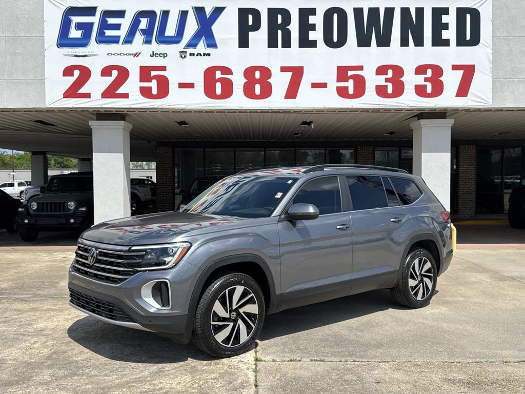 Platinum Gray Metallic 2024 Volkswagen Atlas SE FWD with Technology SUV / Crossover Front-Wheel Drive 8-Speed Automatic