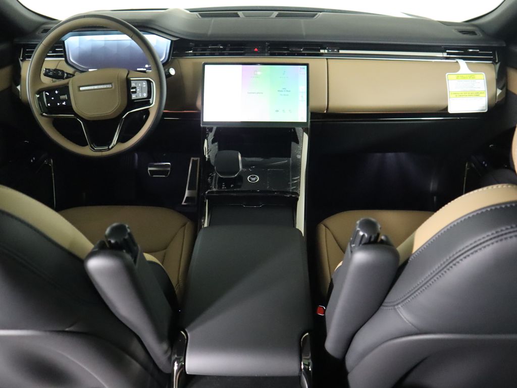 Thumbnail: 2025 Land Rover Range Rover Sport - 14