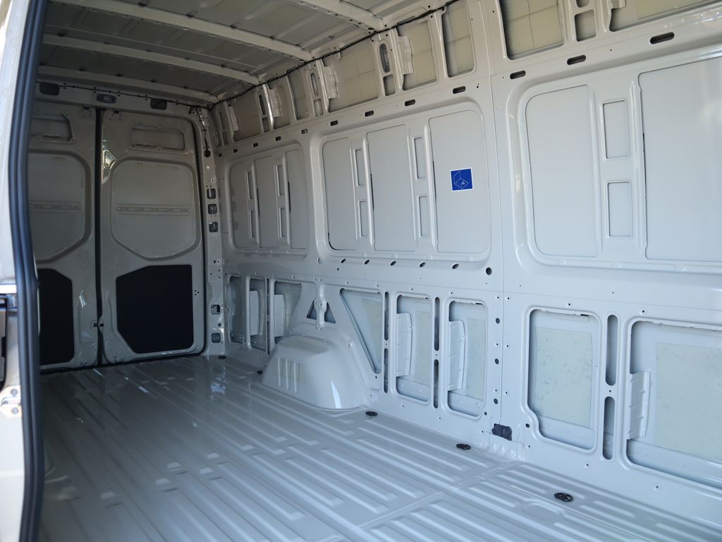 Thumbnail: 2025 Mercedes-Benz Sprinter - 27