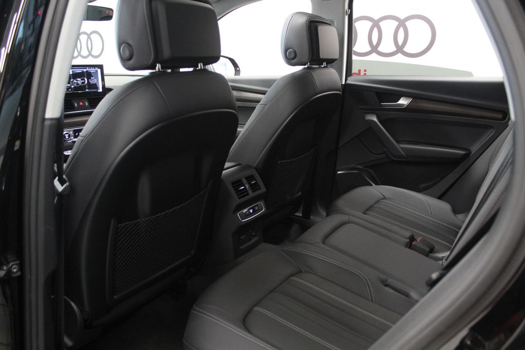 Thumbnail: 2023 Audi Q5 - 19