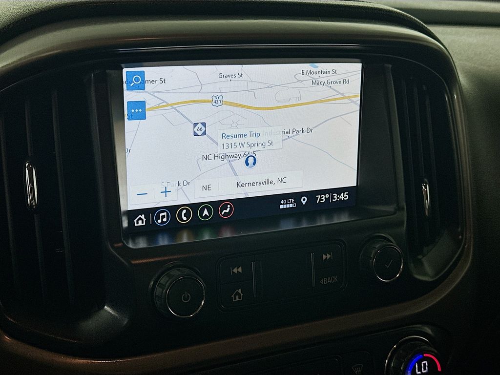 Used 2021 Beige GMC AT4 w/Cloth image 19