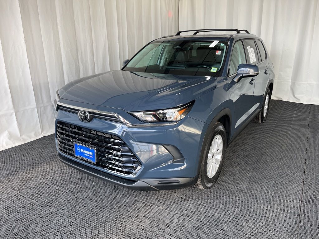White (Cloud) 2024 Toyota Grand Highlander SUV / Crossover All-Wheel Drive 8-Speed Automatic