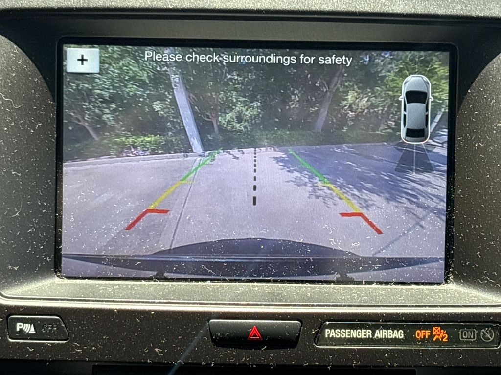 Used 2018 Silver Ford XLT image 27